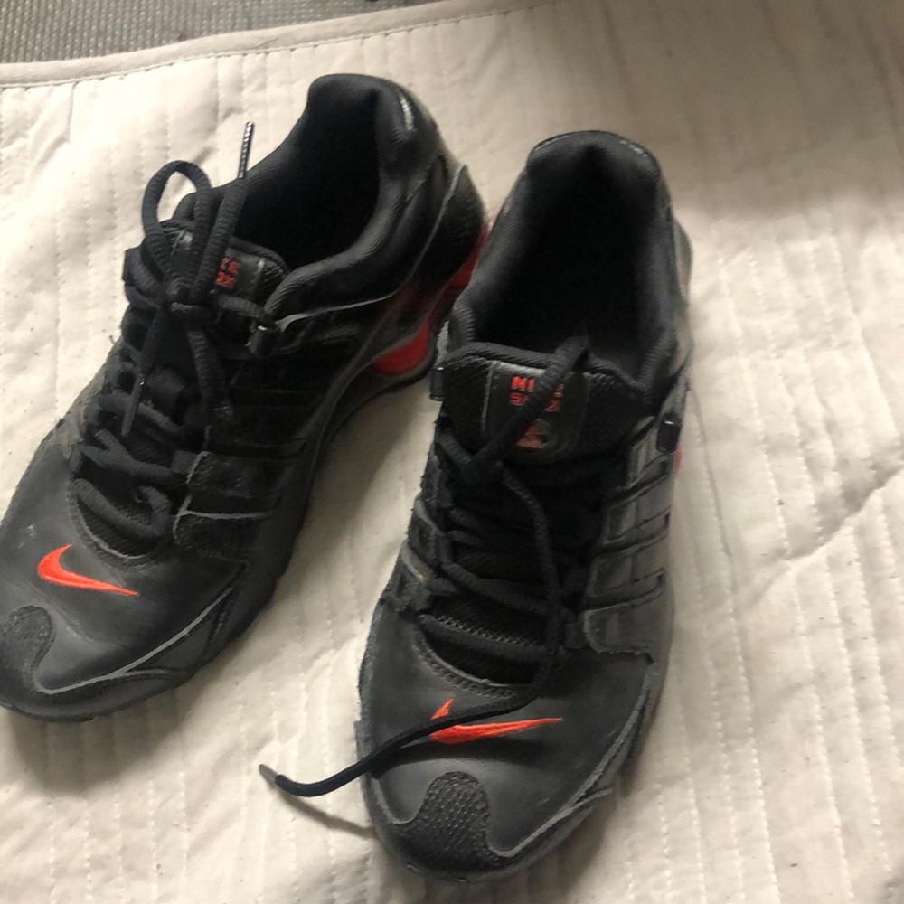 Women Nike Shox size 7